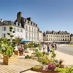 A Mi-Chemin
